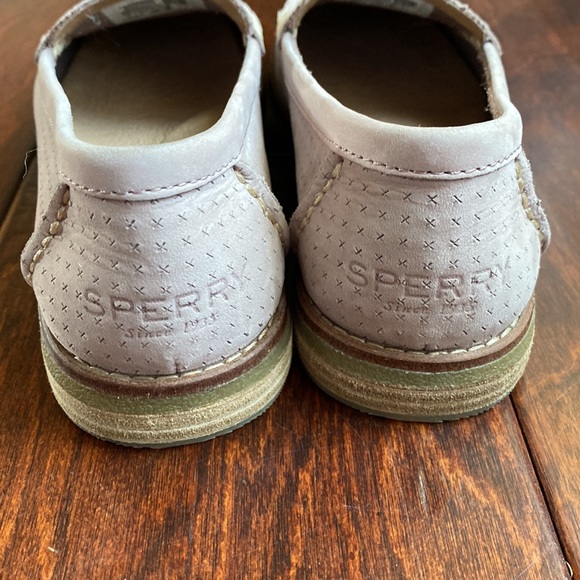 SPERRY Sea-port Penny Loafer In Textured Lavender, Size 6.5. - Picture 6 of 8